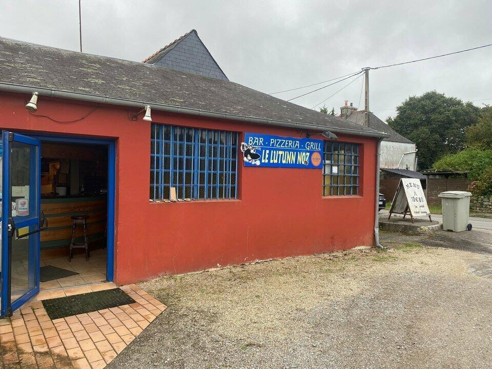 LOCAL COMMERCIAL A VENDRE