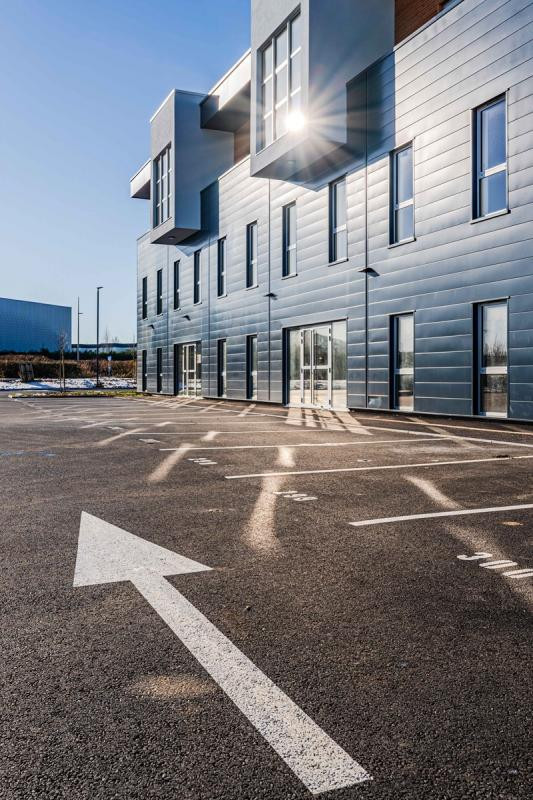 Bureaux neufs dans la Zone Object'Ifs Sud à Ifs