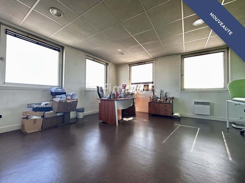 Bureaux 100m2 , gare de Bondy, 2e Étage, Ascenseur