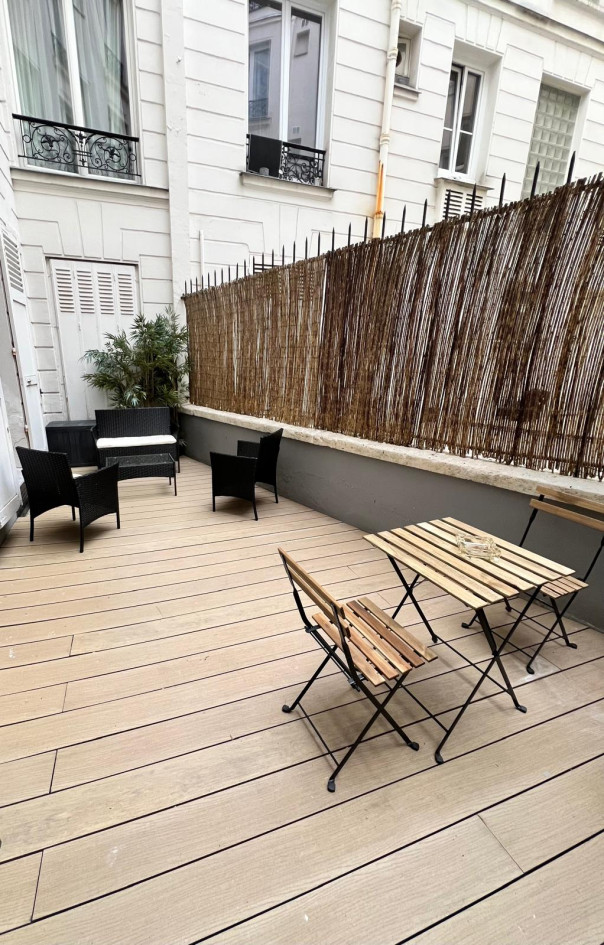 PARIS 16ème (Victor-Hugo) : salle de17m2 à louer dans un cabinet pluridisciplinaire pour professionnels de santé