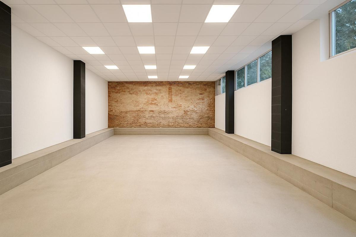 Local atypique commercial/artisanal brut de 126 m2 à Malakoff/limite Paris