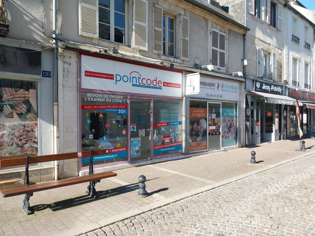 Local professionnel  34m² BOURGES
