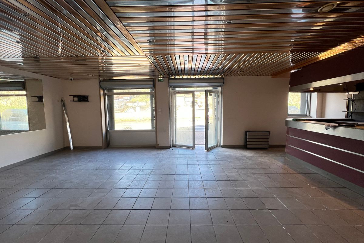 Local commercial 91m² à vendre - Cours