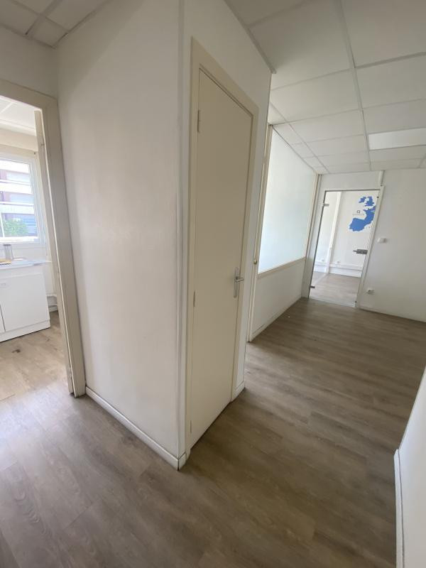 SANS FRAIS - LOCAL 90m² MAZARGUES