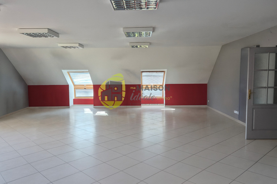 Local professionnel 476 m2 Saint-Doulchard