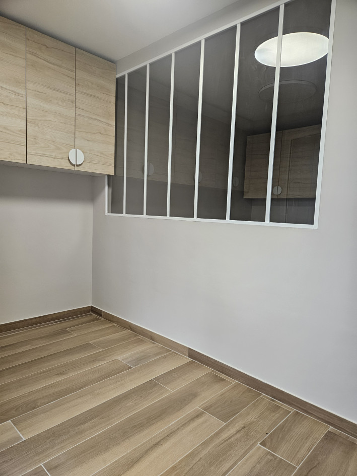 A louer cabinets professionnels en plein centre ville