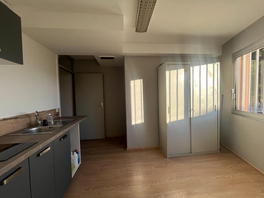 Bureau de 13.92 m² - Quartier de la gare