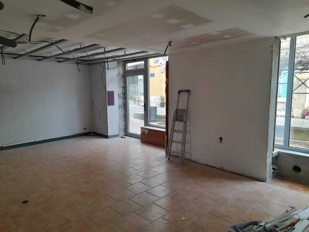 Local commercial 82 m² Sainte Tulle