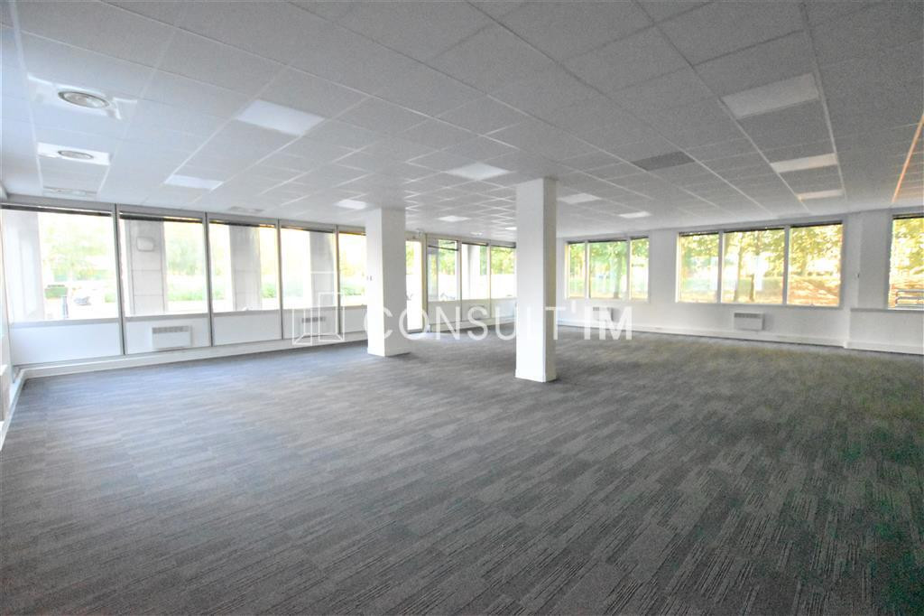 Plateau avec grande flexibilité d'aménagement