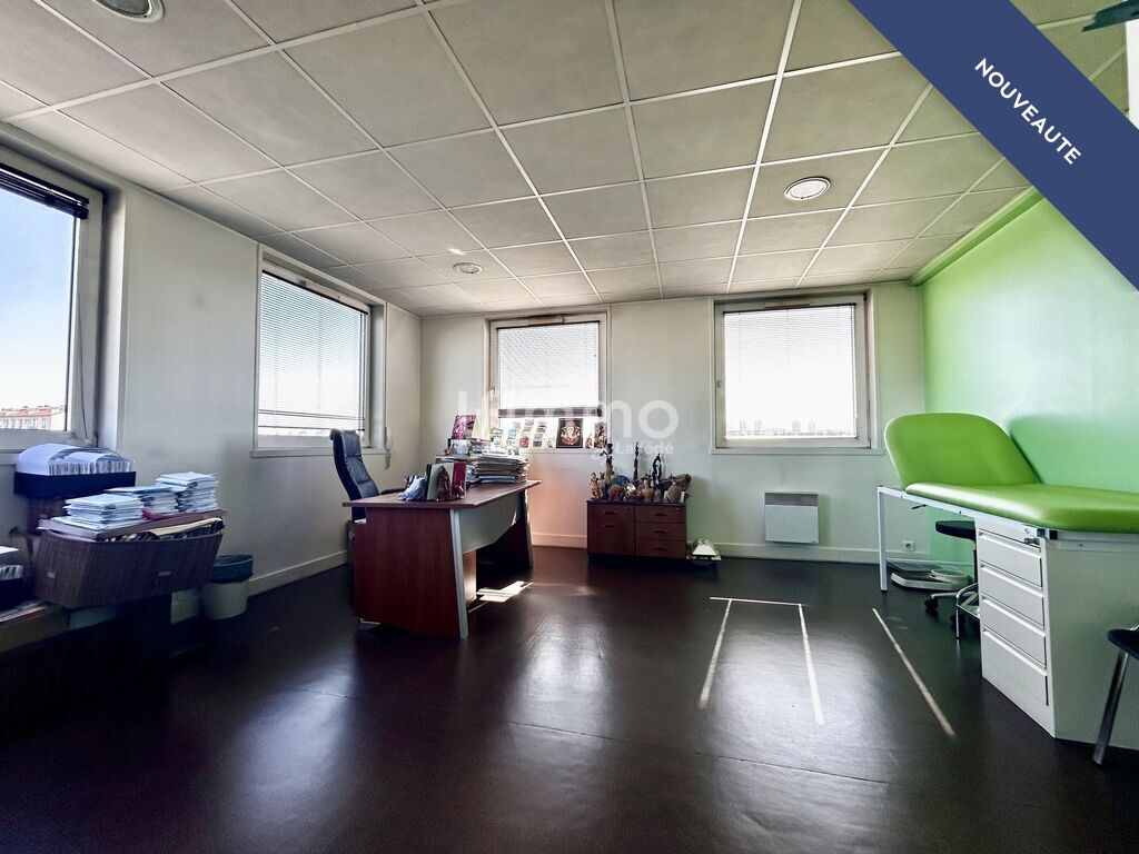 Bureaux 100m2 , gare de Bondy, 2e Étage, Ascenseur