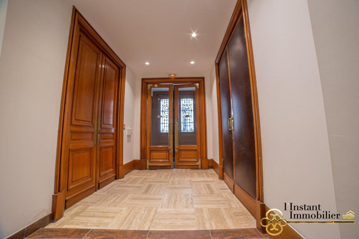 Bureaux avec prestation intérieurs luxueux