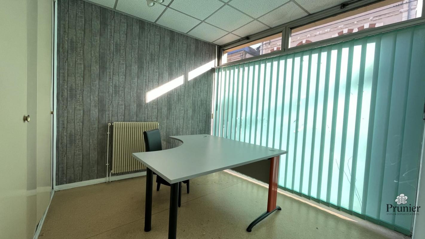 Immeuble commercial et d'habitation à vendre en centre ville