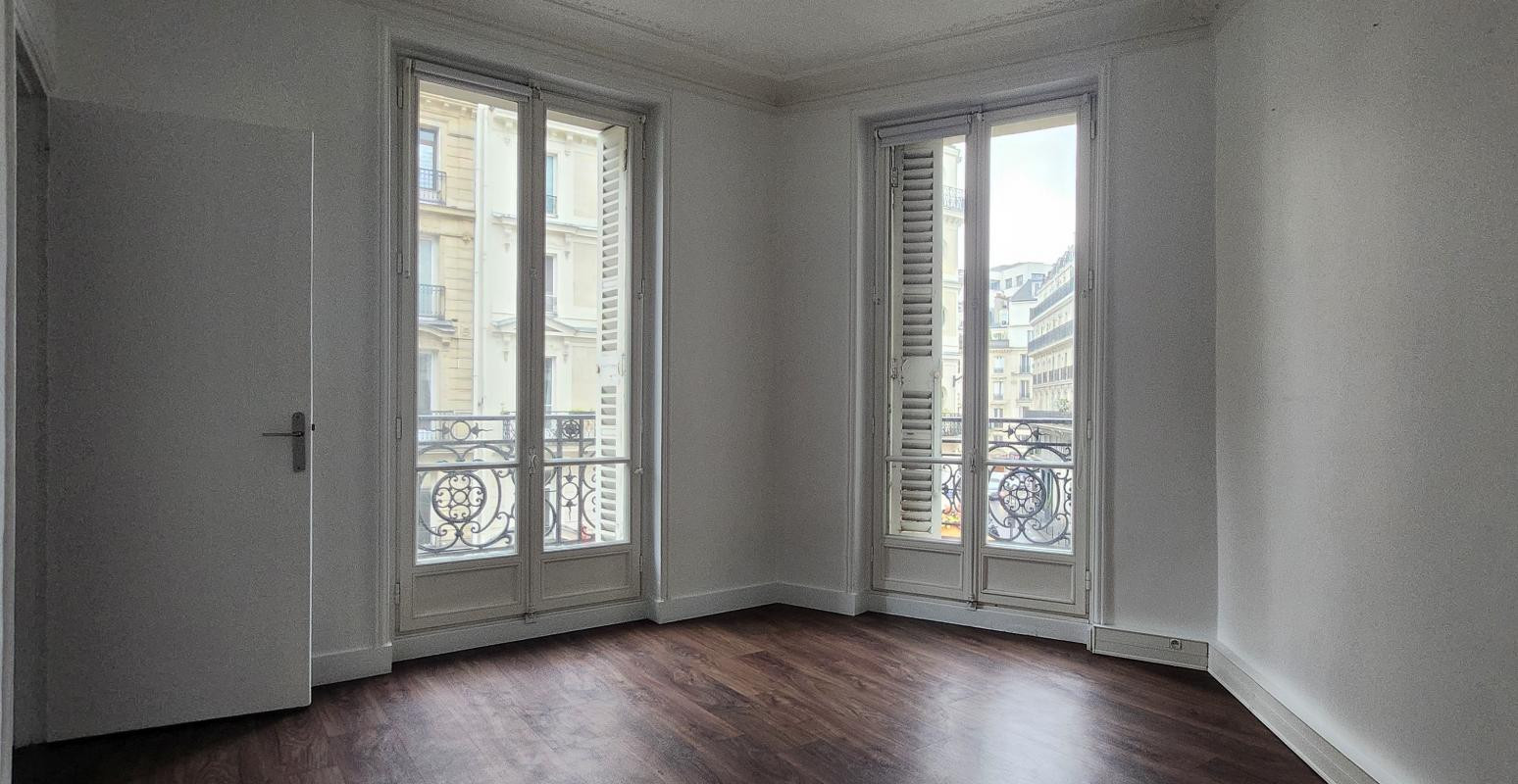 Plateau à louer de 141 m² au 2ème étage au coeur du 9ème arrondissement