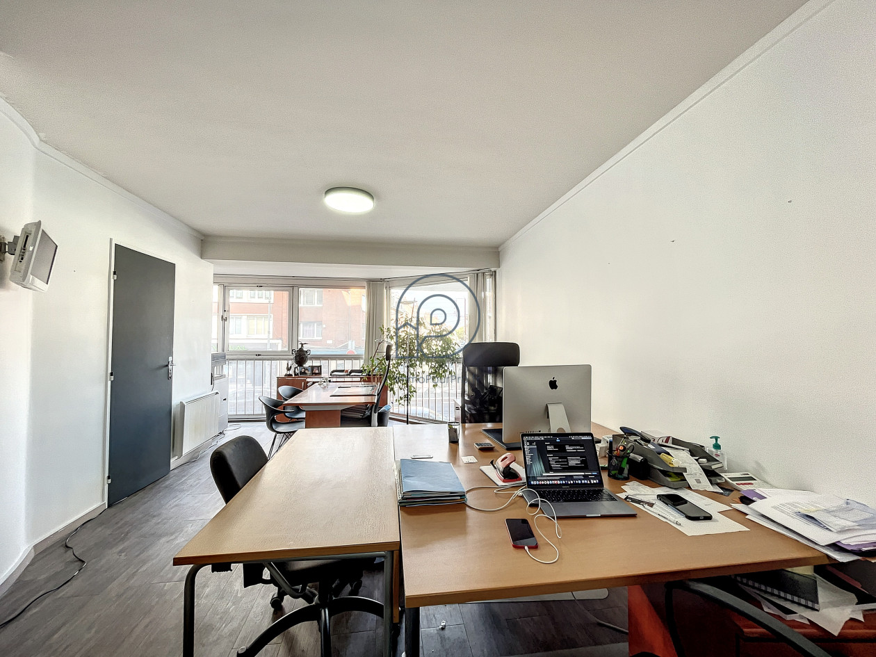 Bureau 1er étage - idéal profession libérale