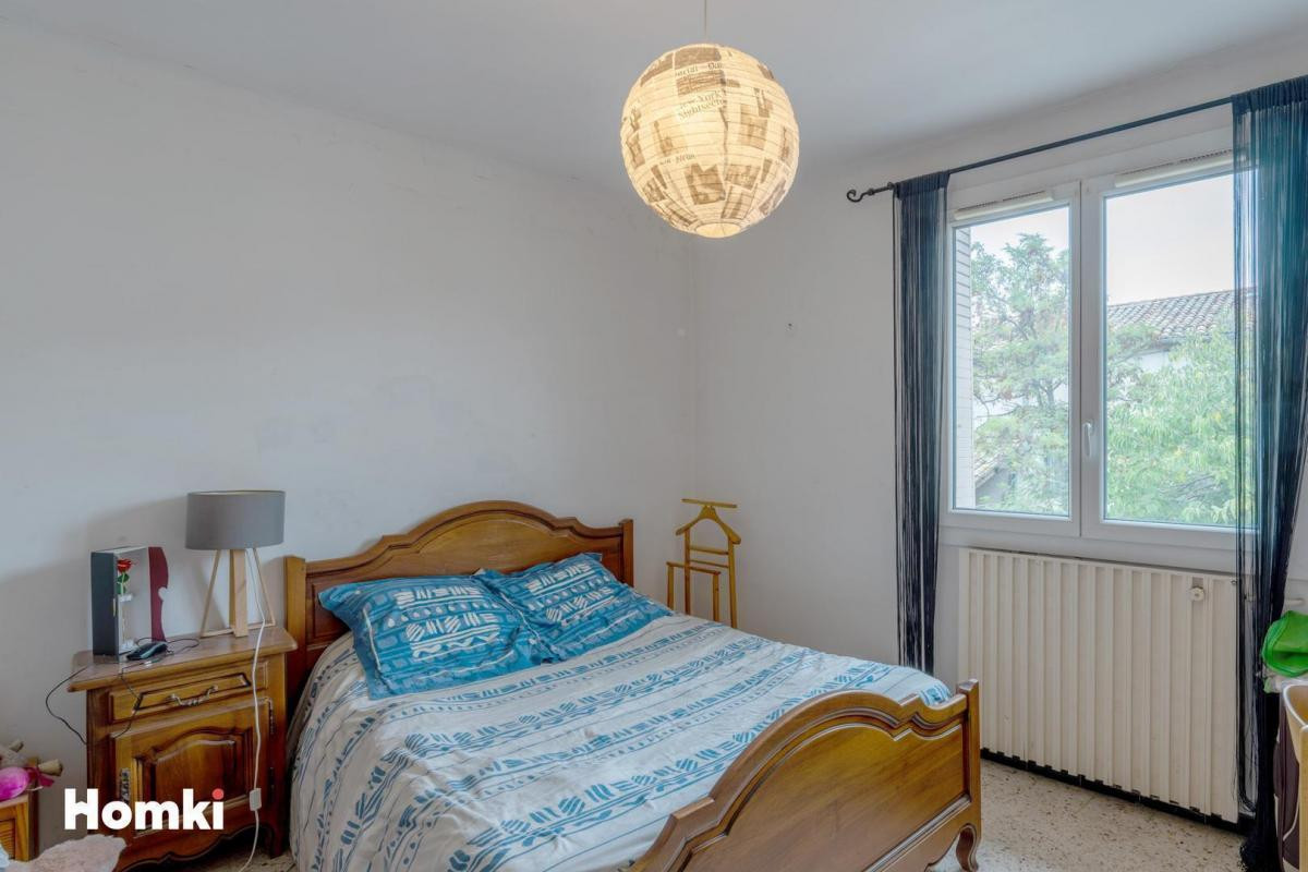 Belle Opportunité immeuble de 2 biens T6 de 250 m²  centre ville de Morières-lès-Avignon