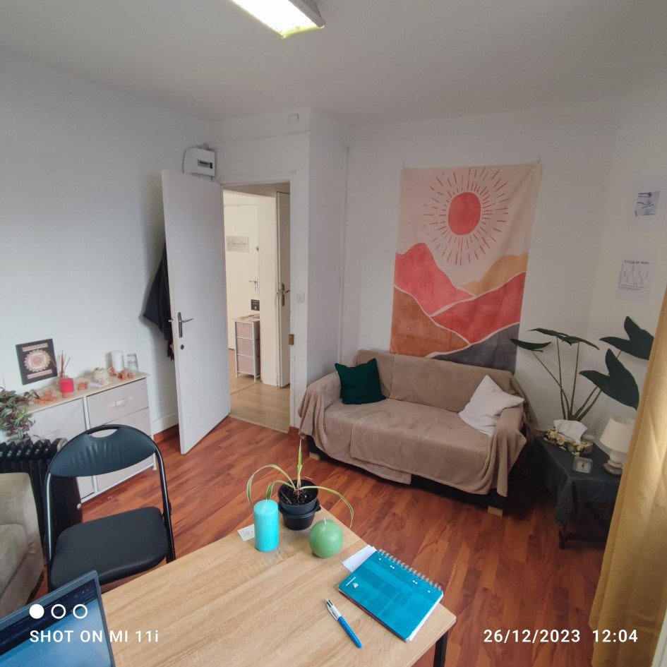 Local professionnel Roseraie 56m² indépendant