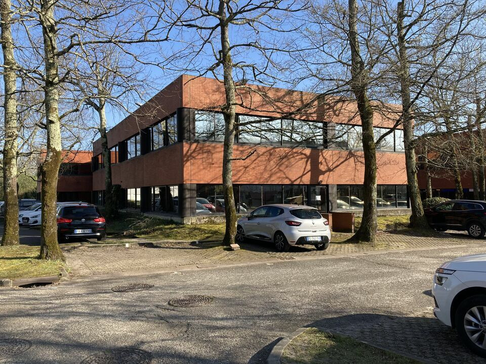 BUREAUX à louer
