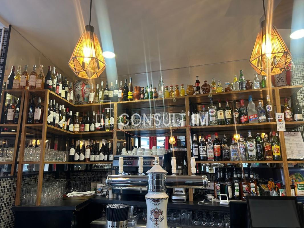 Murs restaurant de 88m²+30m² en sous/sol le tout en très bon état