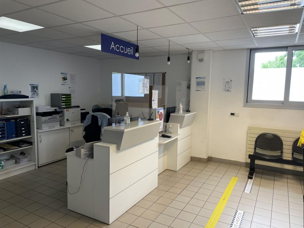 Local commercial de 229m²