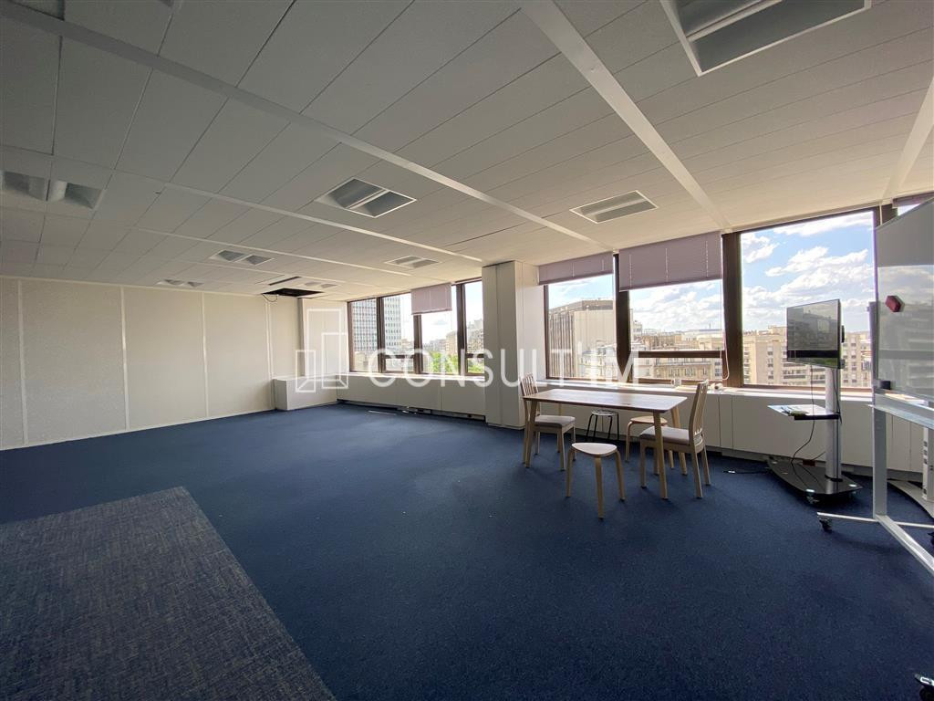 beaux bureaux au sein de la Tour Montparnasse, à louer, bureaux de 65m²