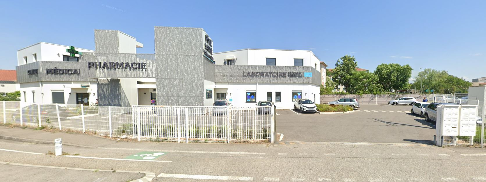 Local au sein du grand pôle santé Valence Sud