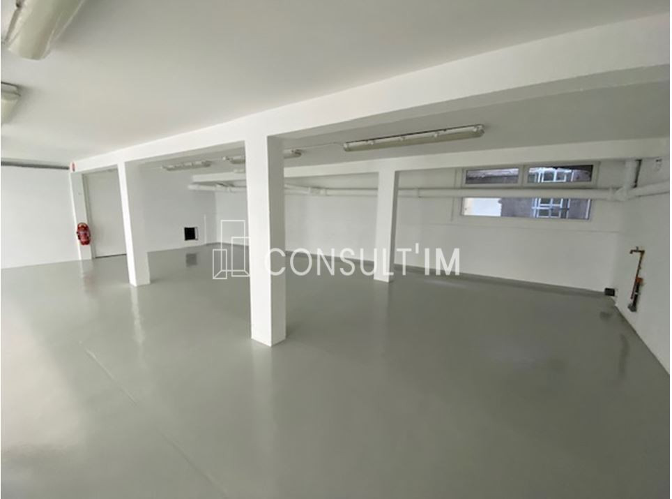 A proximité de Boulogne Jean Jaurès, à louer, 462m² de locaux à usage d'activité-stockage