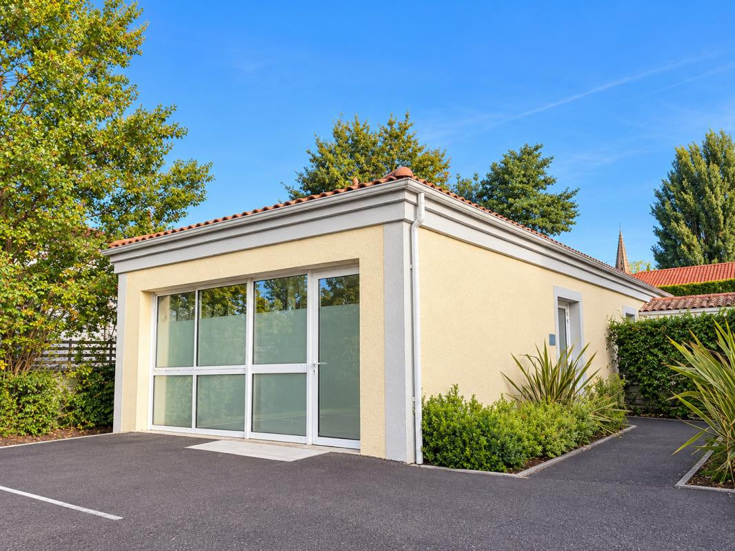 Le Taillan-Médoc - Bureau climatisé de 12 m² - Parkings