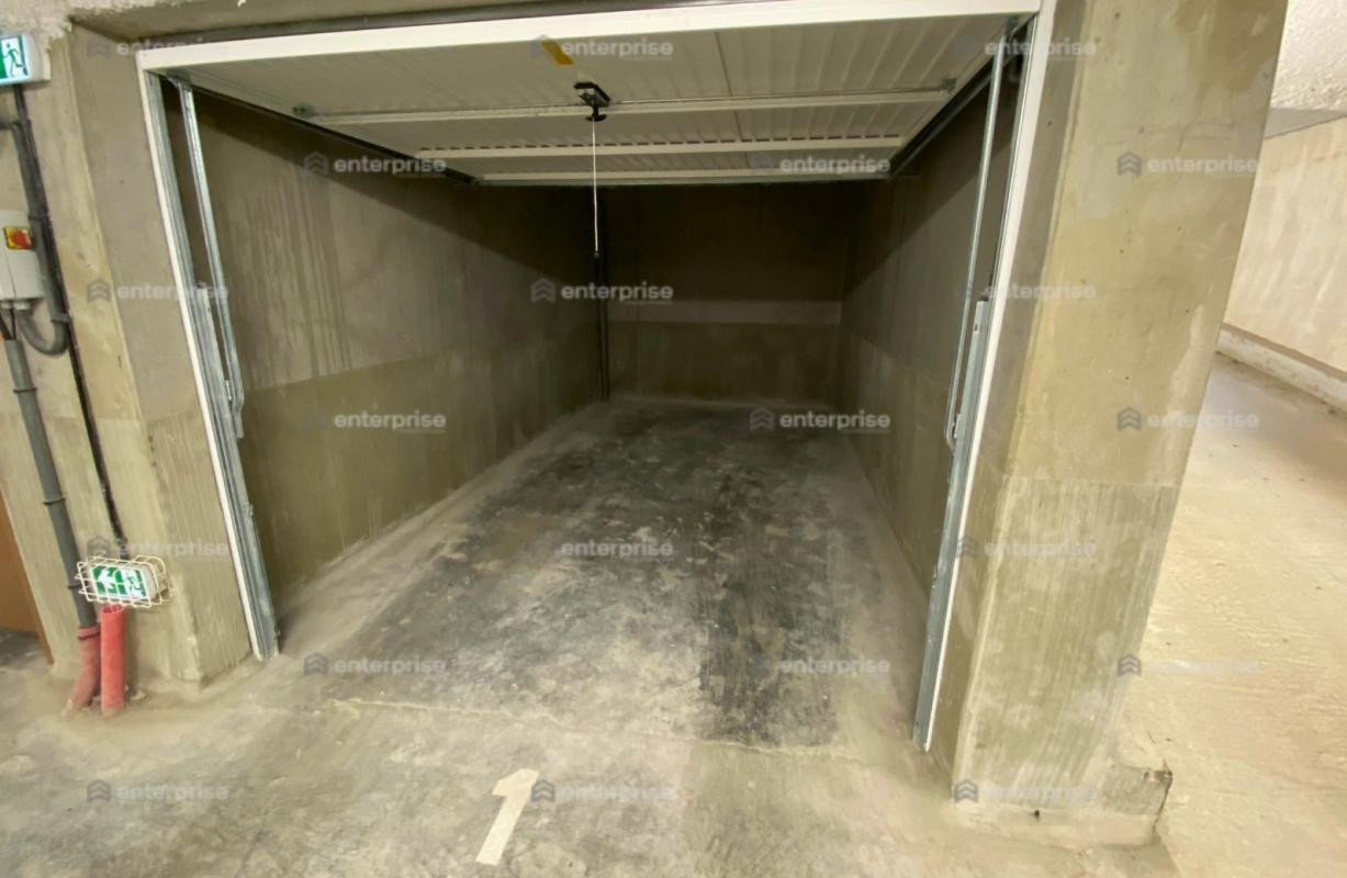 A VENDRE - LOCAL COMMERCIAL 85M2 - QUARTIER SEBASTOPOL