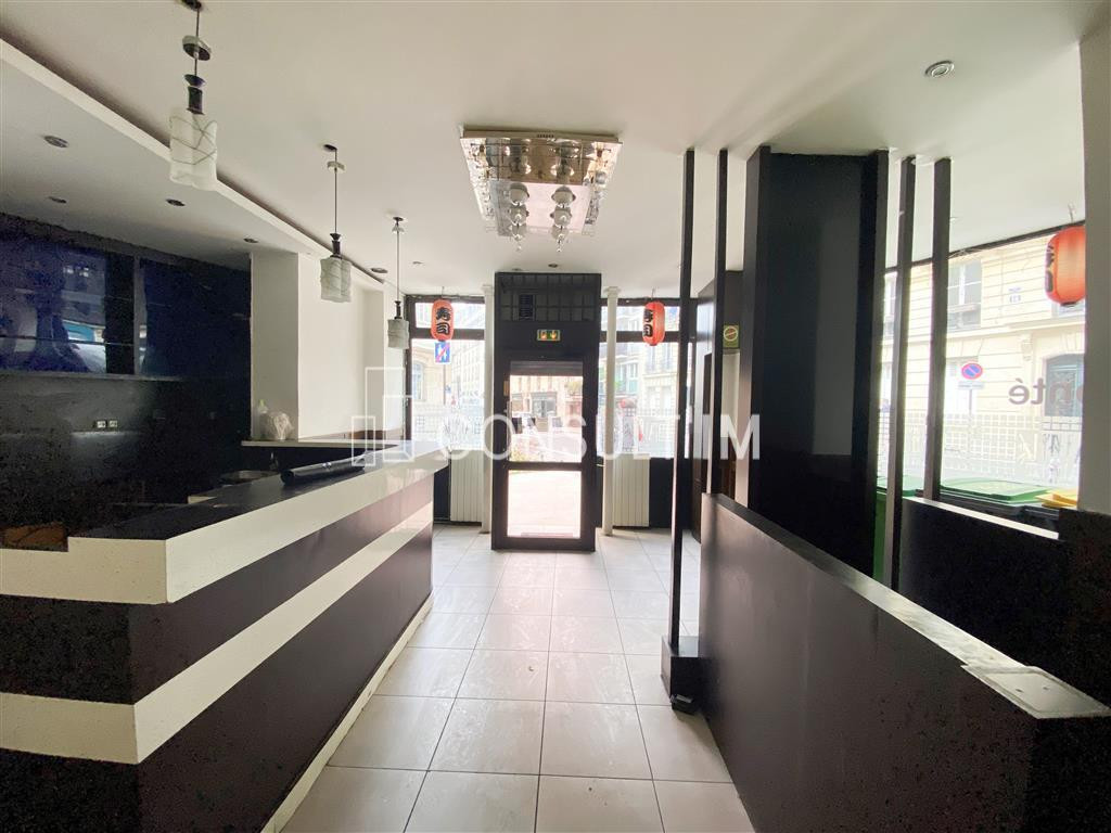 Boutique d'angle avec extraction à vendre en plein cœur du 5ème