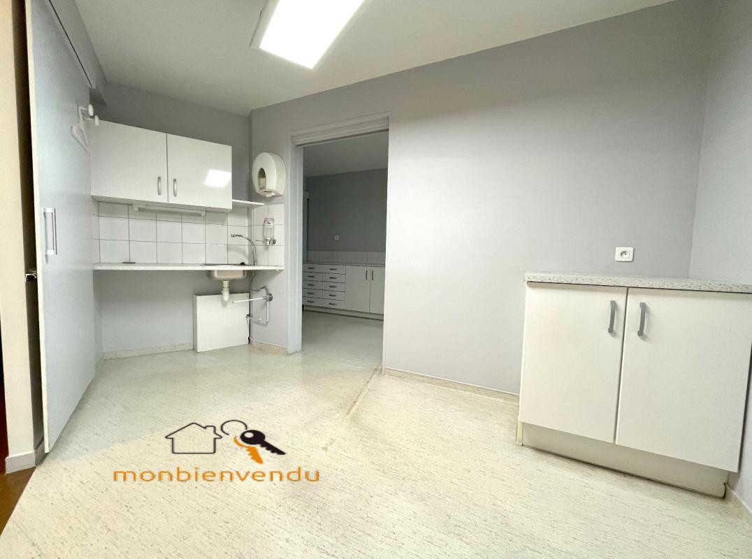 Locaux de 71m2 dans immeuble de standing