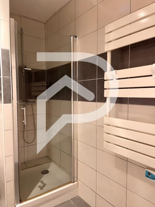 Immeuble Roanne  4 appartement  211.42 m2