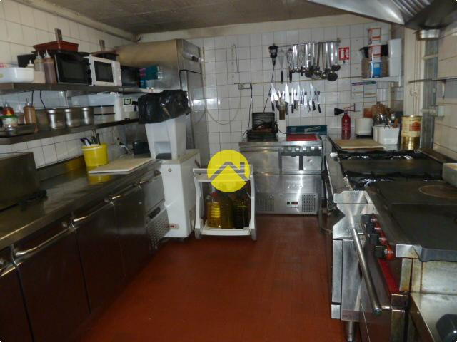 RESTAURANT  -  LICENCE IV
