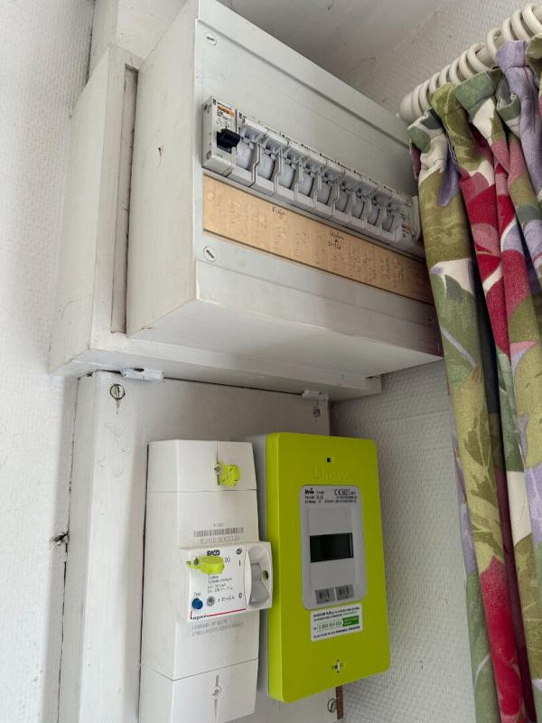 Immeuble Bourbon L Archambault 4 pièce(s) 50 m2, 2 apparts loués en cure 91300 FAI