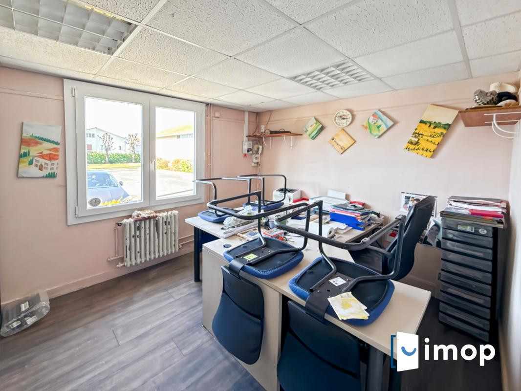 Actif immobilier indépendant de 590m2 sur un terrain de 2169m2
