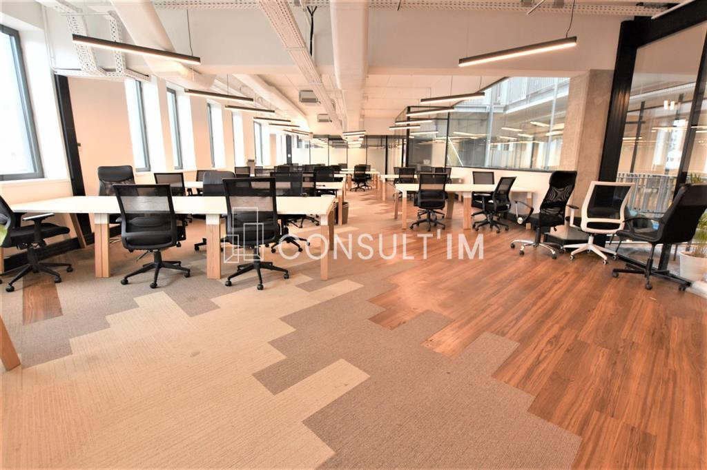 A louer bureaux en parfait état avec ROOFTOP de 300m²