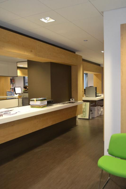 Local professionnel ROANNE - 180.80 m2