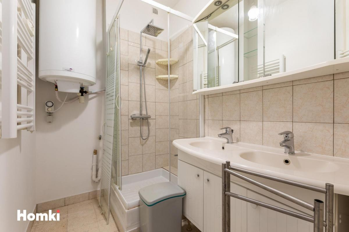 IMMEUBLE 247M²