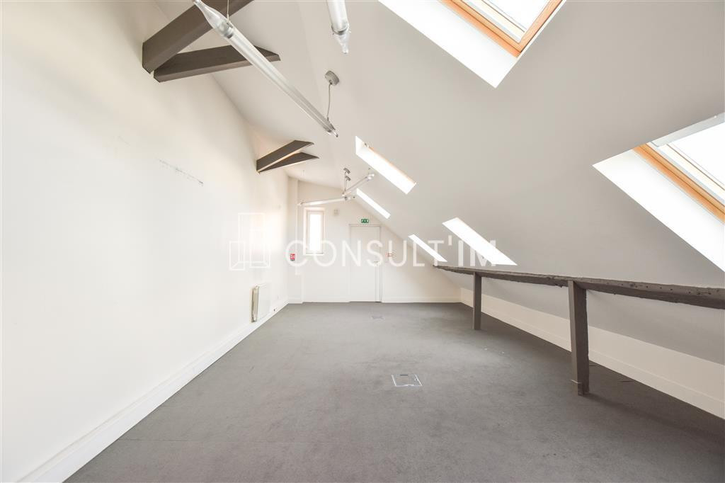 A louer bureaux de 185,50 m²