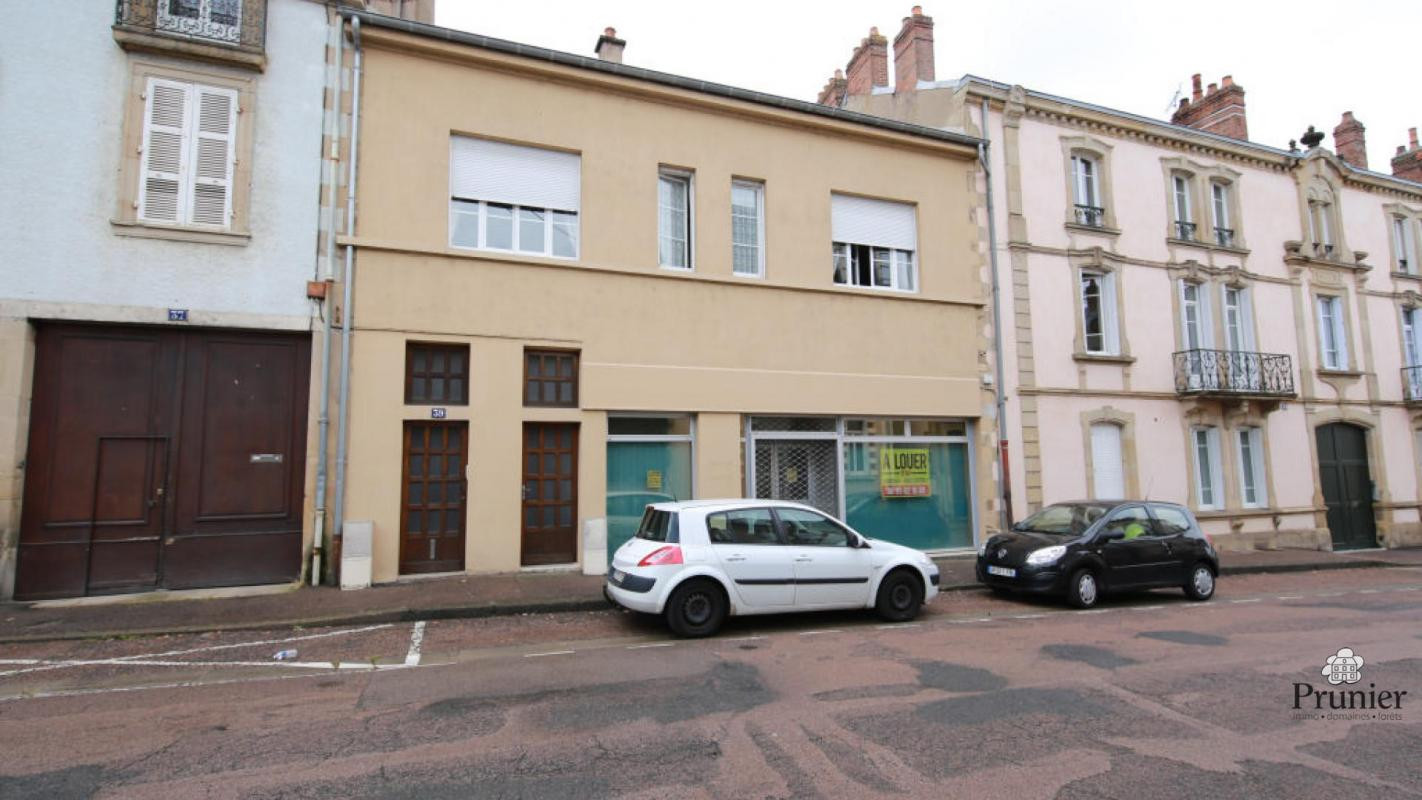 Immeuble commercial et d'habitation à vendre en centre ville