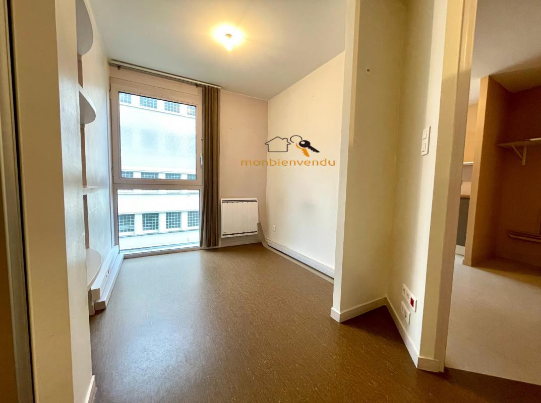 Locaux de 71m2 dans immeuble de standing