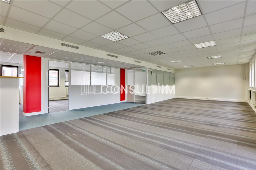 A louer bureaux au coeur de Clichy avec accès PMR