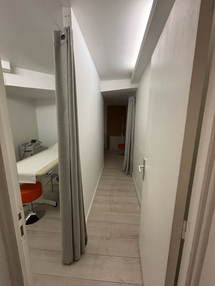 URGENT : Location Local Médical ou Paramédical Paris 16 Libre de suite
