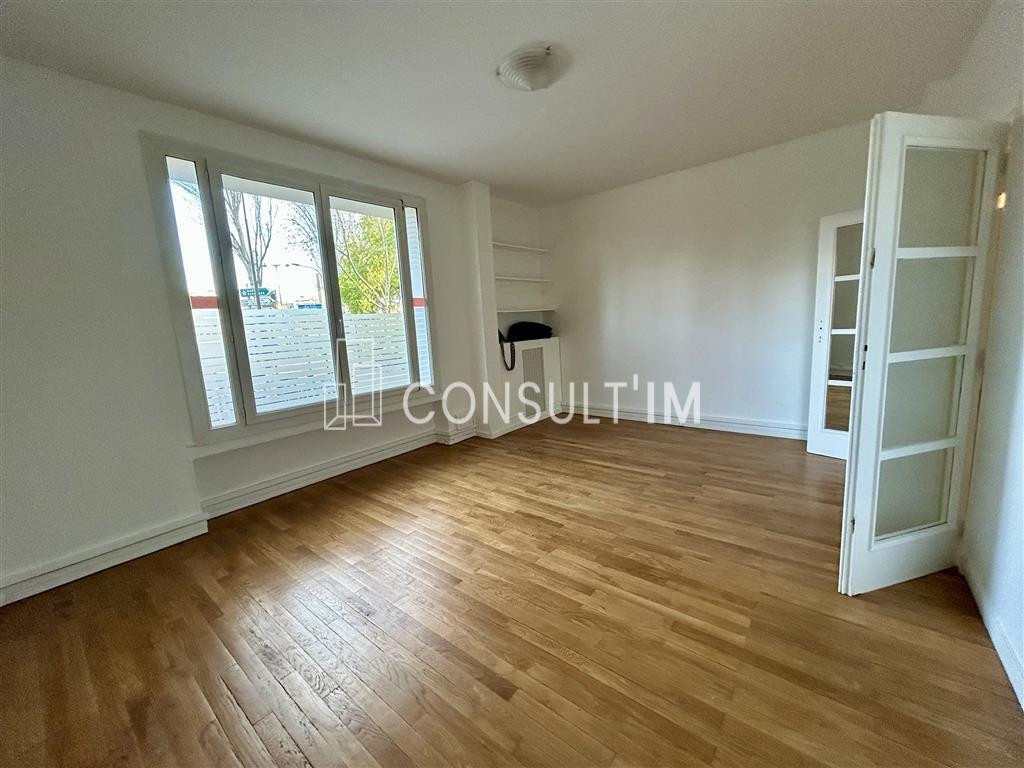 Bureaux à louer au RDC