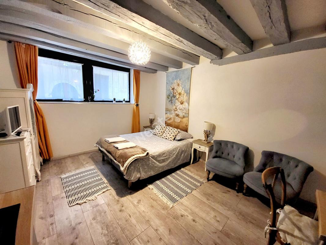 Ensemble immobilier de 3 appartements à Blois quartier historique