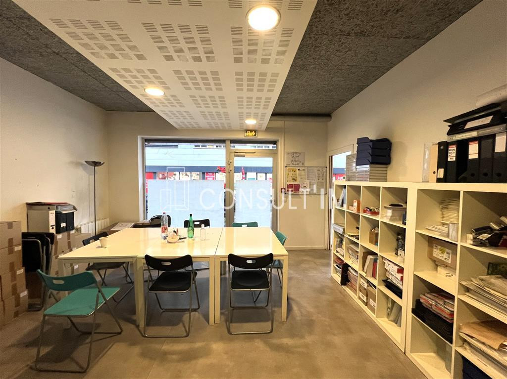 Bureaux à louer avec vitrine aux Buttes Chaumont