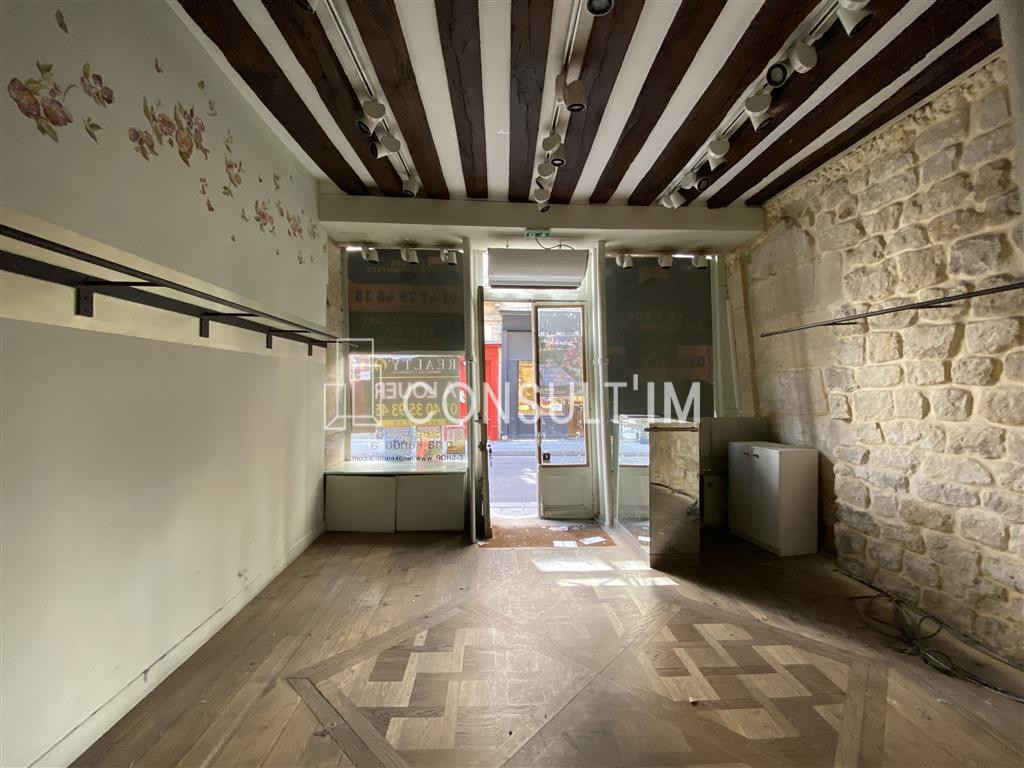 A louer, une boutique de 25m² de plain pied avec beaucoup de cachet
