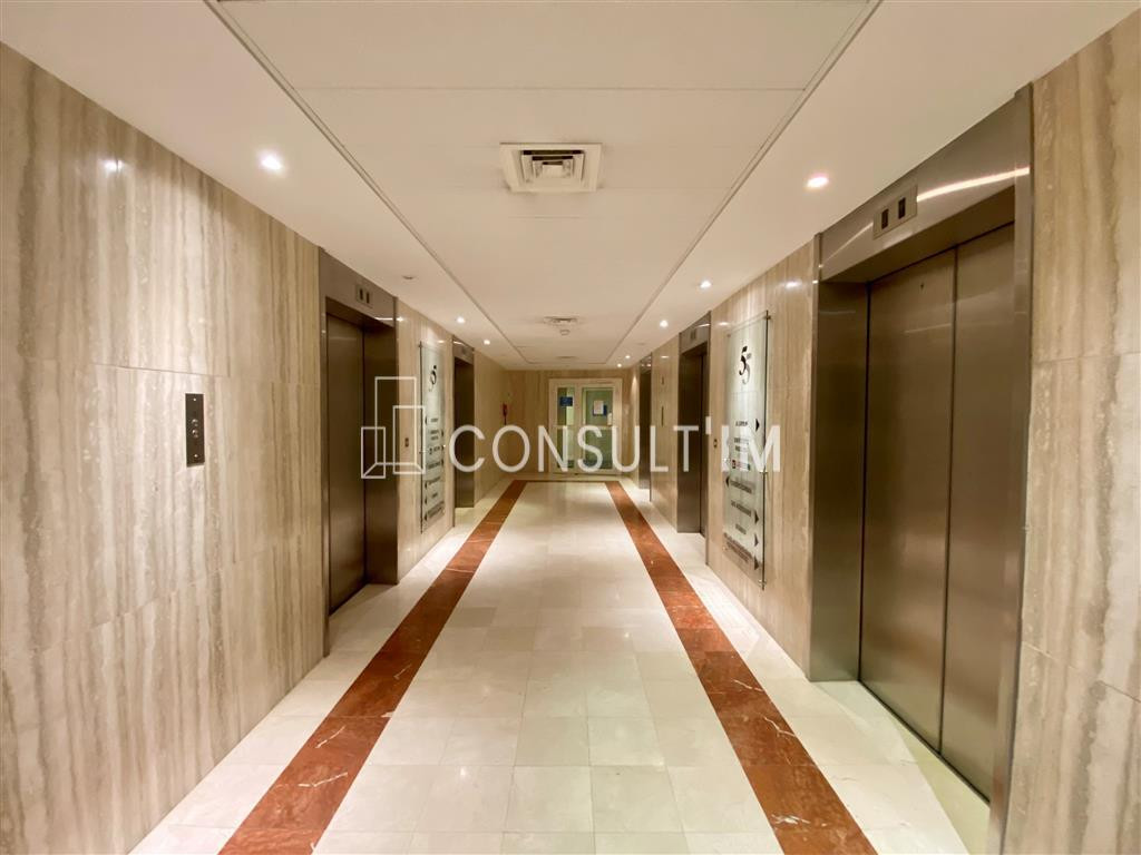 beaux bureaux au sein de la Tour Montparnasse, à louer, bureaux de 150m²