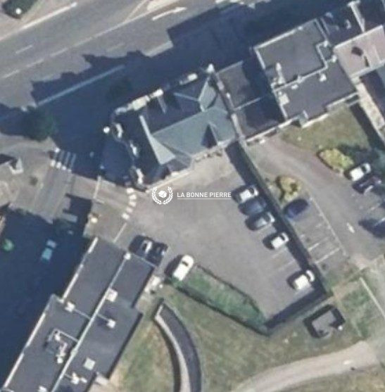 A vendre immeuble professionnel Cambrai 8,59% net