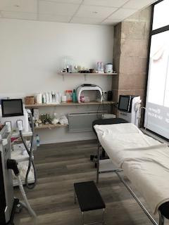 A LOUER BUREAU OU LOCAL COMMERCIAL  IDEAL PROFESSION MEDICAL