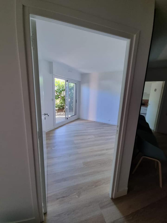 Cabinet 13 m2 à louer Verneuil/seine 78480